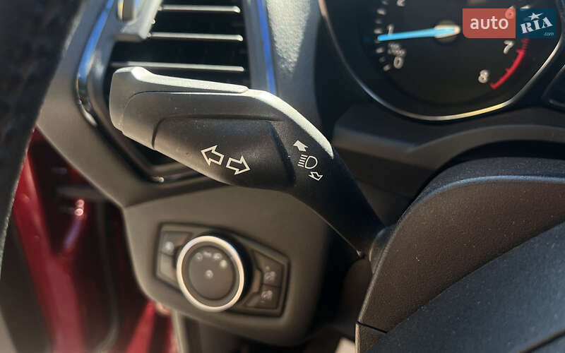 Внедорожник / Кроссовер Ford Escape 2019 в Мукачево