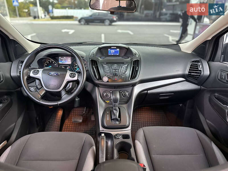 Позашляховик / Кросовер Ford Escape 2015 в Дніпрі