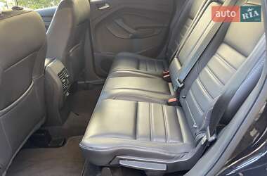 Внедорожник / Кроссовер Ford Escape 2018 в 
