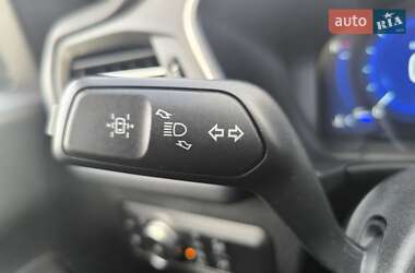 Внедорожник / Кроссовер Ford Escape 2020 в 