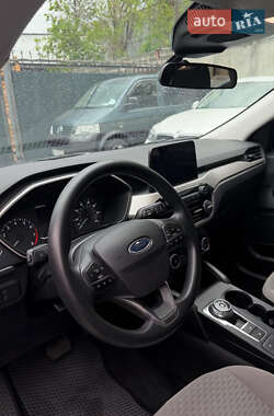 Внедорожник / Кроссовер Ford Escape 2022 в 