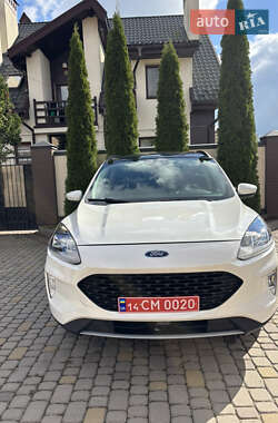 Внедорожник / Кроссовер Ford Escape 2020 в 