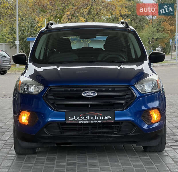 Внедорожник / Кроссовер Ford Escape 2016 в Николаеве