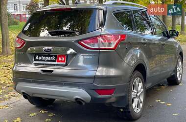 Внедорожник / Кроссовер Ford Escape 2013 в 