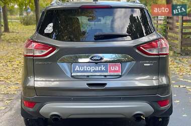 Внедорожник / Кроссовер Ford Escape 2013 в 
