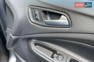 Внедорожник / Кроссовер Ford Escape 2013 в 