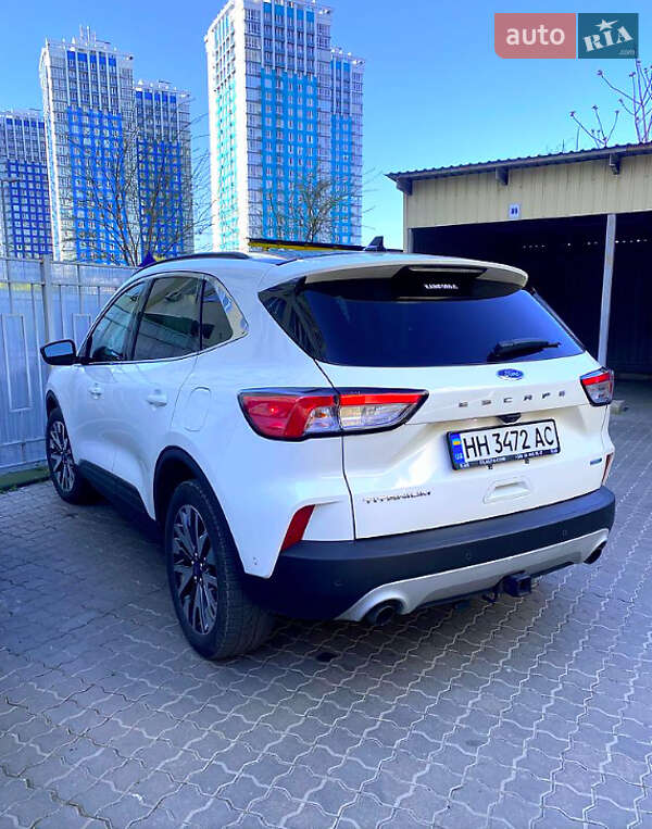 Внедорожник / Кроссовер Ford Escape 2019 в Киеве