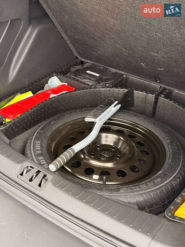 Внедорожник / Кроссовер Ford Escape 2016 в Одессе фото 18 Внедорожник / Кроссовер Ford Escape 2016 в Одессе