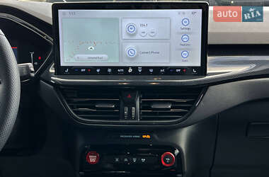 Позашляховик / Кросовер Ford Escape 2023 в 
