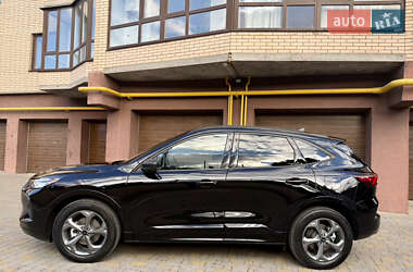 Позашляховик / Кросовер Ford Escape 2024 в 