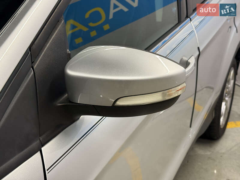 Внедорожник / Кроссовер Ford Escape 2015 в Киеве фото 28 Внедорожник / Кроссовер Ford Escape 2015 в Киеве