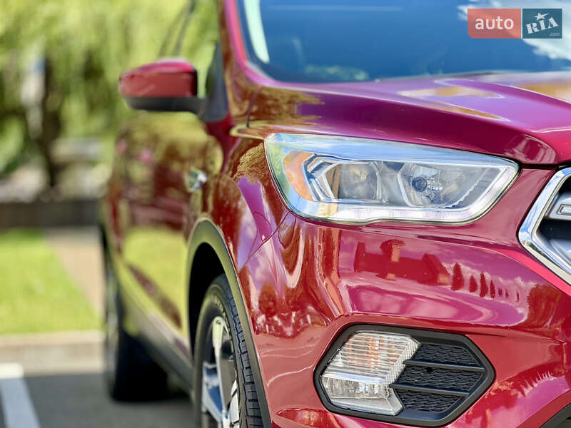 Позашляховик / Кросовер Ford Escape 2018 в Миколаєві