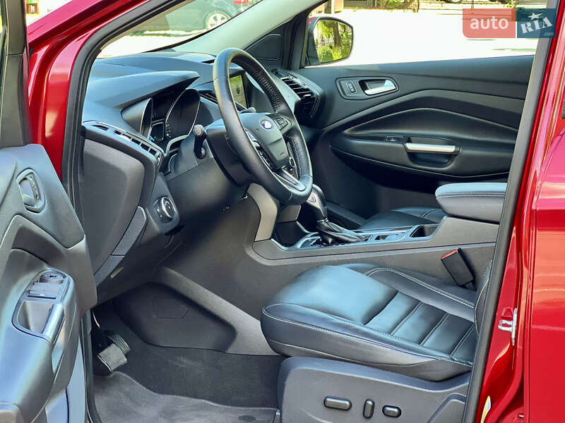 Позашляховик / Кросовер Ford Escape 2018 в Миколаєві