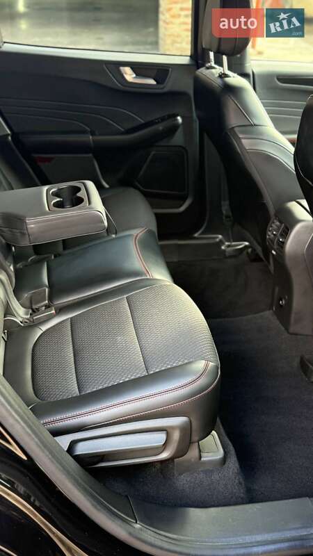 Позашляховик / Кросовер Ford Escape 2023 в Львові