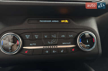 Позашляховик / Кросовер Ford Escape 2023 в  фото 20 Позашляховик / Кросовер Ford Escape 2023 в