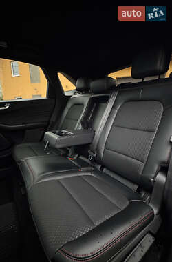 Позашляховик / Кросовер Ford Escape 2023 в  фото 24 Позашляховик / Кросовер Ford Escape 2023 в