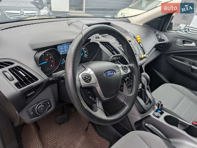 Внедорожник / Кроссовер Ford Escape 2014 в Ровно