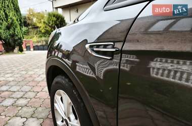 Внедорожник / Кроссовер Ford Escape 2017 в 