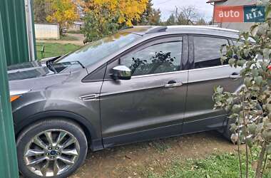 Внедорожник / Кроссовер Ford Escape 2015 в 