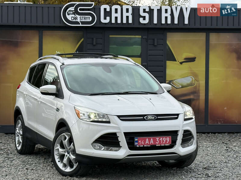 Позашляховик / Кросовер Ford Escape 2015 в Стрию