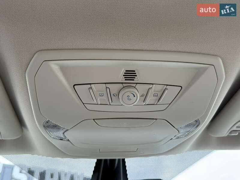 Позашляховик / Кросовер Ford Escape 2015 в Стрию