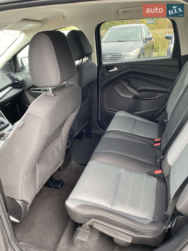 Позашляховик / Кросовер Ford Escape 2015 в Львові фото 10 Позашляховик / Кросовер Ford Escape 2015 в Львові