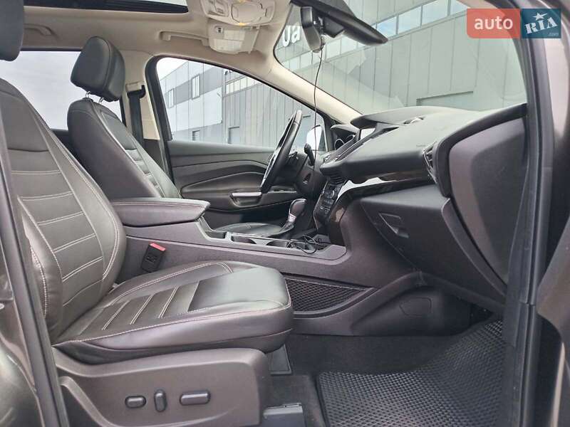 Позашляховик / Кросовер Ford Escape 2016 в Львові фото 12 Позашляховик / Кросовер Ford Escape 2016 в Львові