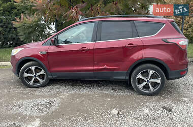 Позашляховик / Кросовер Ford Escape 2016 в  фото 16 Позашляховик / Кросовер Ford Escape 2016 в