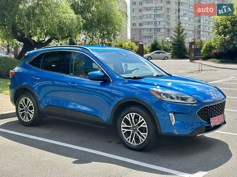 Позашляховик / Кросовер Ford Escape 2020 в Києві