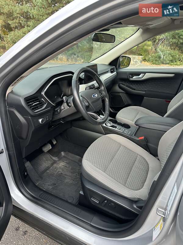 Внедорожник / Кроссовер Ford Escape 2020 в Виннице