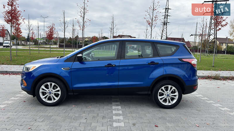 Позашляховик / Кросовер Ford Escape 2017 в Ірпені
