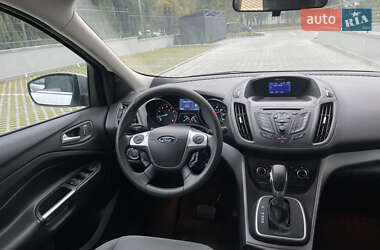 Внедорожник / Кроссовер Ford Escape 2013 в 