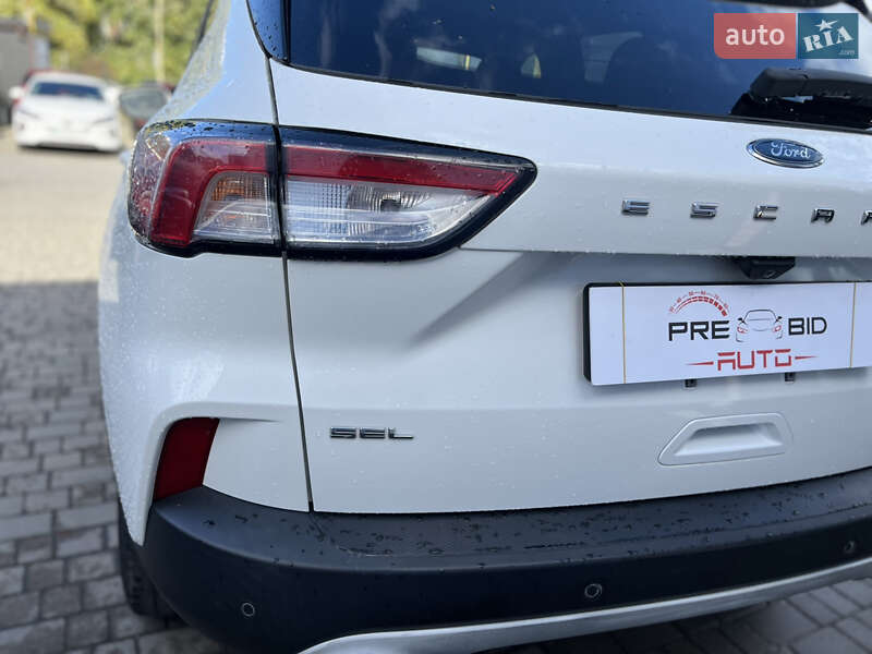 Позашляховик / Кросовер Ford Escape 2019 в Львові