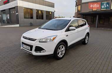 Позашляховик / Кросовер Ford Escape 2014 в 