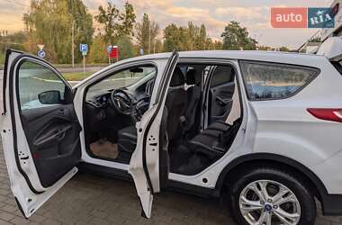 Позашляховик / Кросовер Ford Escape 2014 в 