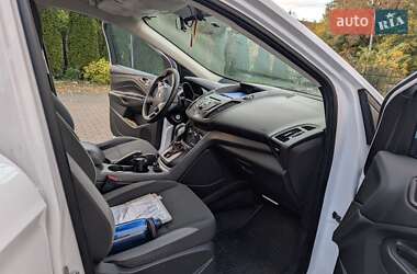 Позашляховик / Кросовер Ford Escape 2014 в 