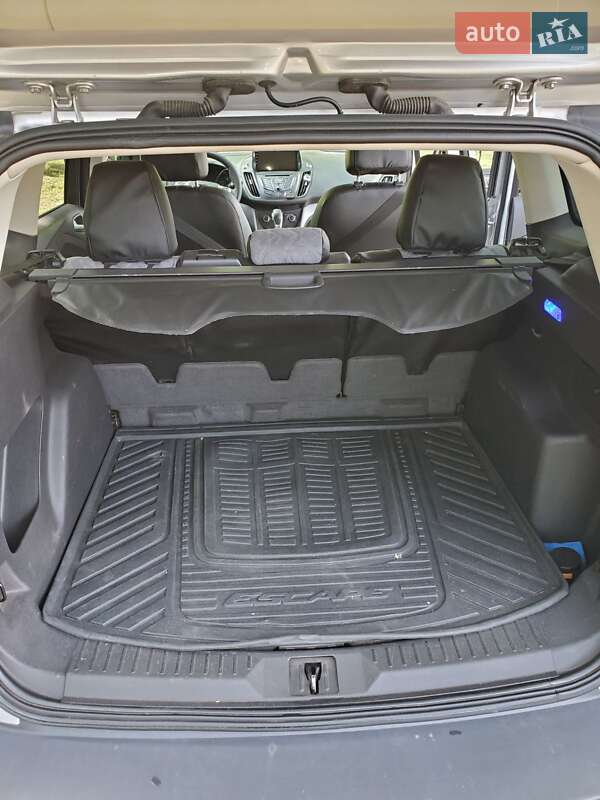 Внедорожник / Кроссовер Ford Escape 2013 в Днепре