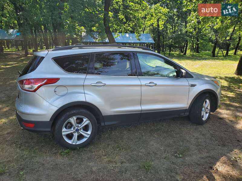 Внедорожник / Кроссовер Ford Escape 2013 в Днепре