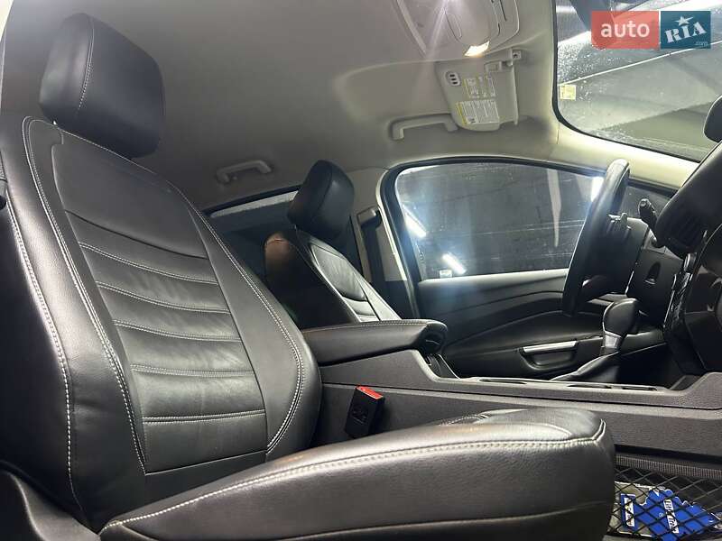 Внедорожник / Кроссовер Ford Escape 2018 в Черновцах