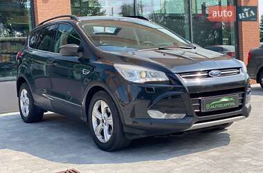 Позашляховик / Кросовер Ford Escape 2015 в  фото 5 Позашляховик / Кросовер Ford Escape 2015 в