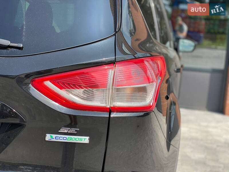 Позашляховик / Кросовер Ford Escape 2015 в Києві