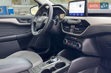 Позашляховик / Кросовер Ford Escape 2022 в  фото 14 Позашляховик / Кросовер Ford Escape 2022 в