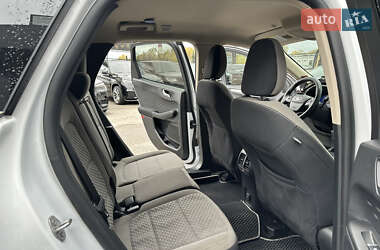 Внедорожник / Кроссовер Ford Escape 2020 в 