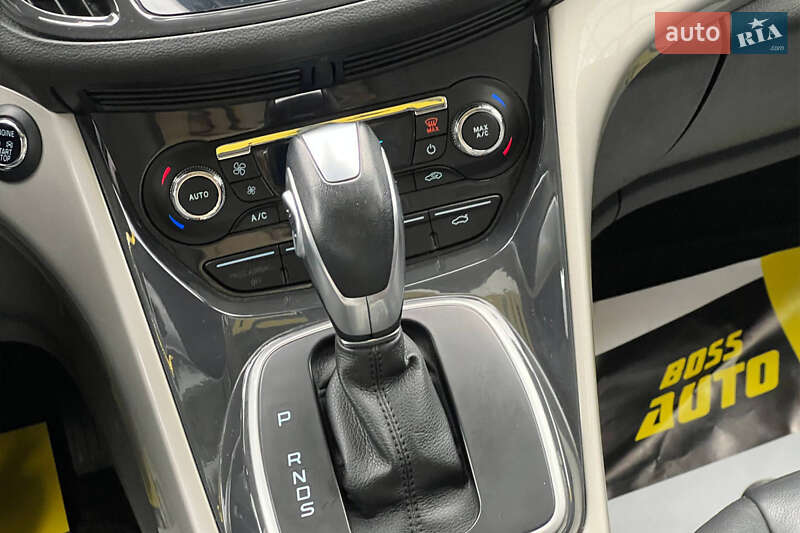 Внедорожник / Кроссовер Ford Escape 2013 в Ивано-Франковске