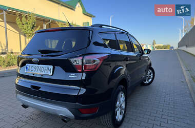 Позашляховик / Кросовер Ford Escape 2017 в  фото 18 Позашляховик / Кросовер Ford Escape 2017 в