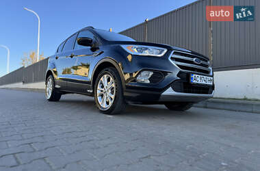 Позашляховик / Кросовер Ford Escape 2017 в  фото 26 Позашляховик / Кросовер Ford Escape 2017 в