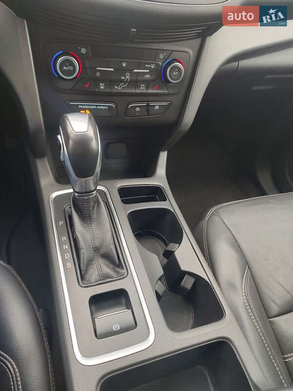 Внедорожник / Кроссовер Ford Escape 2018 в Запорожье