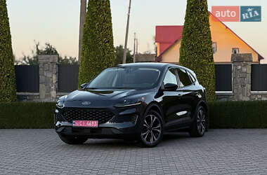 Позашляховик / Кросовер Ford Escape 2022 в 