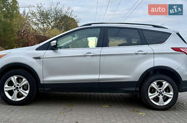 Внедорожник / Кроссовер Ford Escape 2013 в 