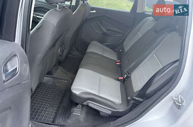 Внедорожник / Кроссовер Ford Escape 2013 в 
